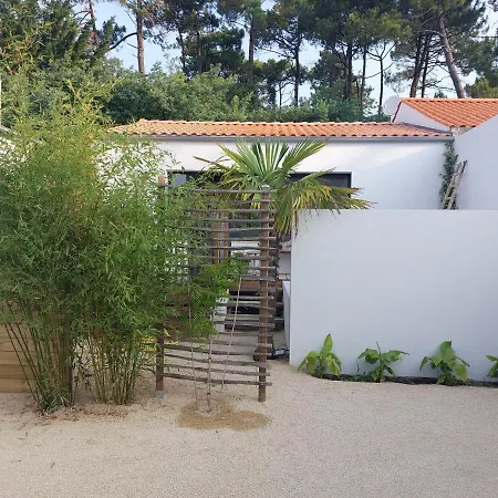 Locations Nos Iles サン・ジャン·ド・モン