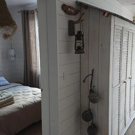 Locations Nos Iles Holiday home *