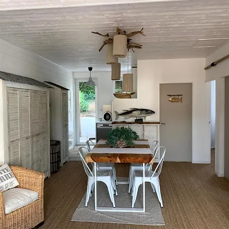 Locations Nos Iles Holiday home *