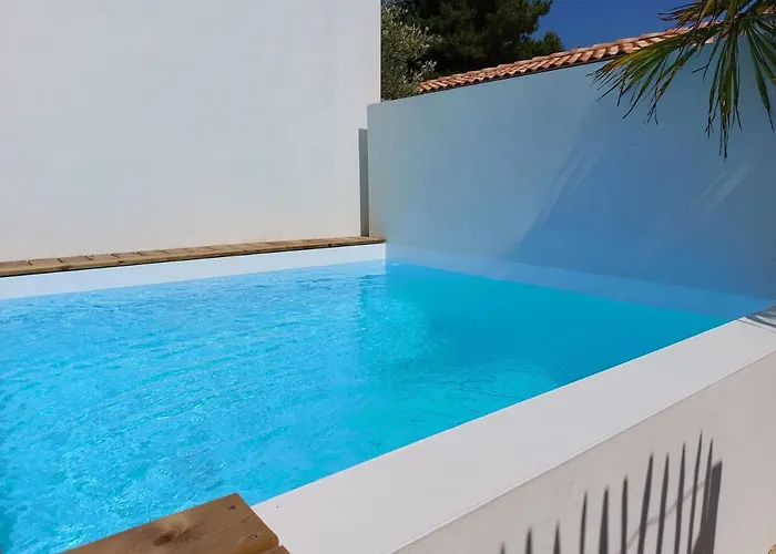 別荘 Locations Nos Iles サン・ジャン·ド・モン