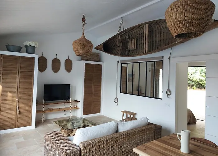 Locations Nos Iles サン・ジャン·ド・モン