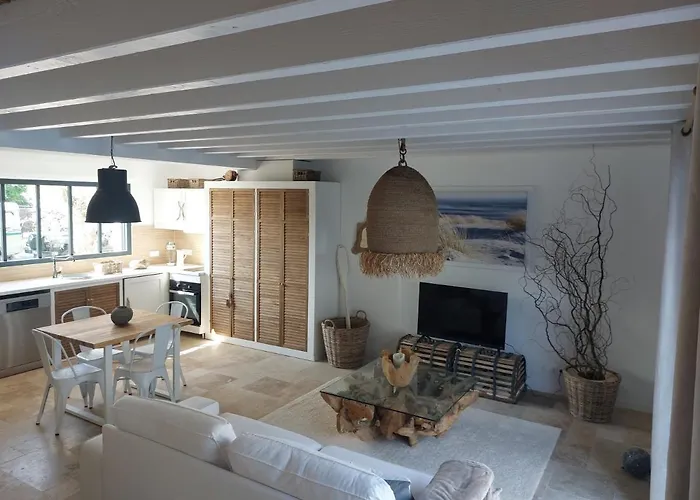 別荘 Locations Nos Iles サン・ジャン·ド・モン