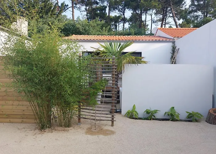 Locations Nos Iles 생장드몽